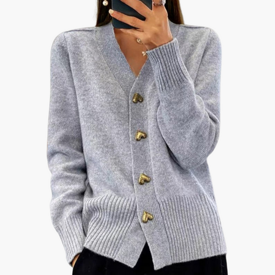 Stella | Cardigan élégant avec boutons en forme de cœur