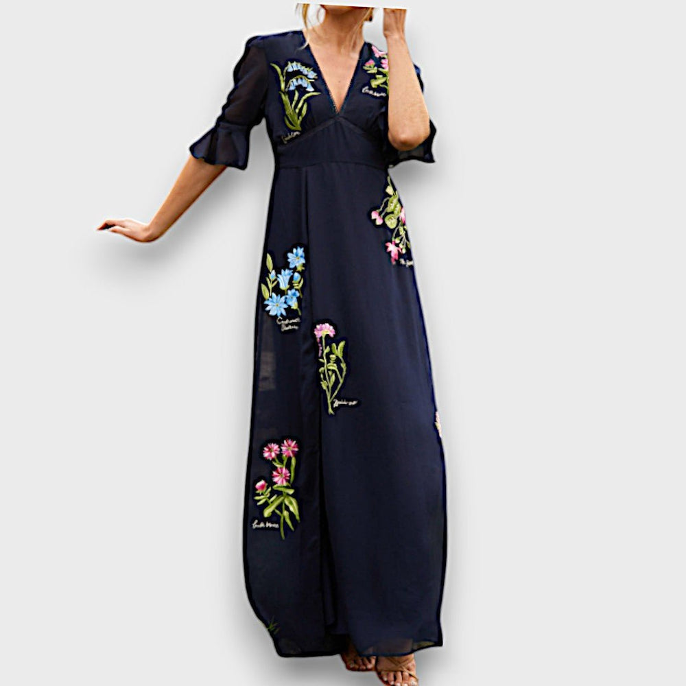 Adelise – Robe longue brodée à l'élégance florale