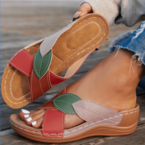 ALEKSANDRA | SANDALES ORTHOPÉDIQUES À ENFILER