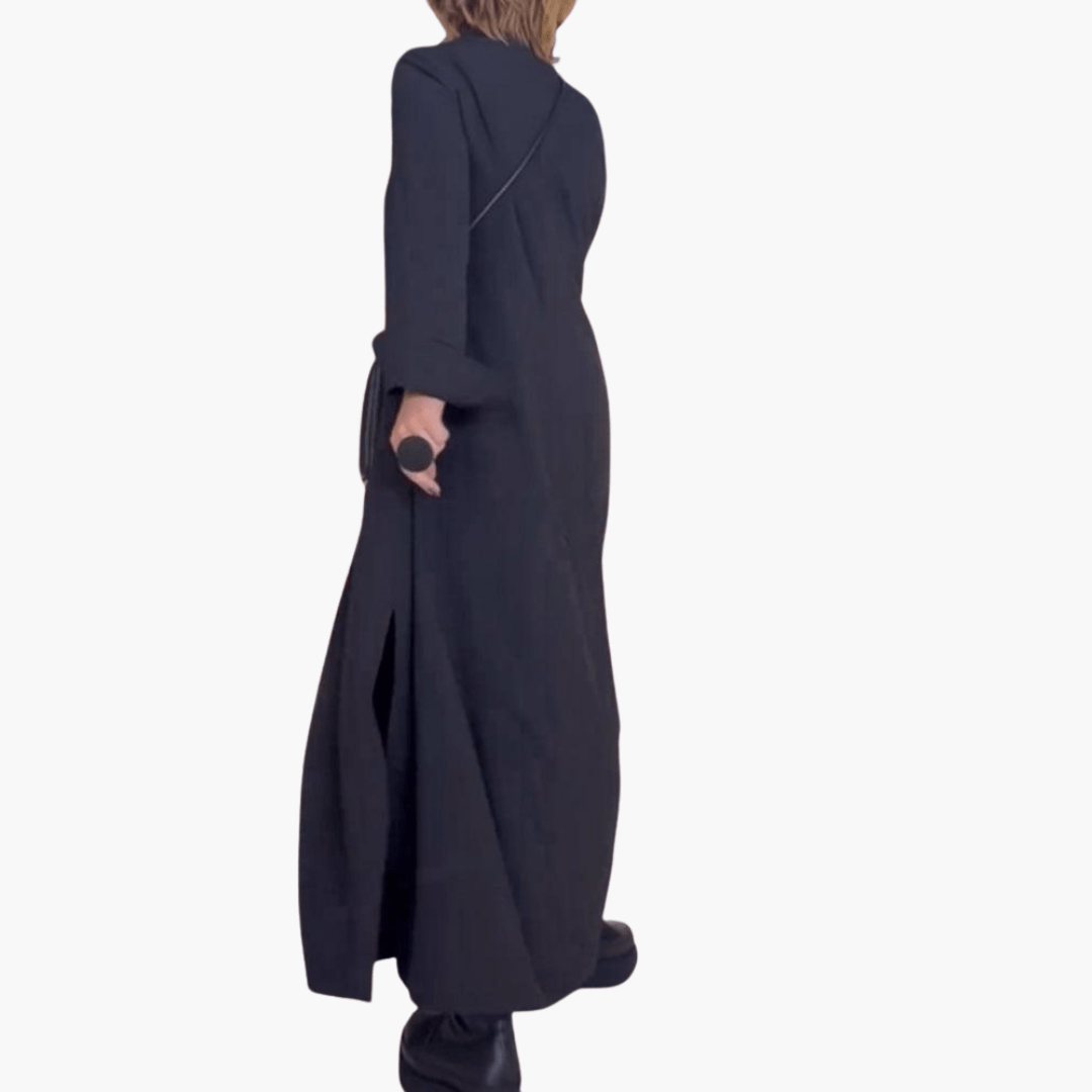 Emilia | Robe longue ample à revers et fente latérale