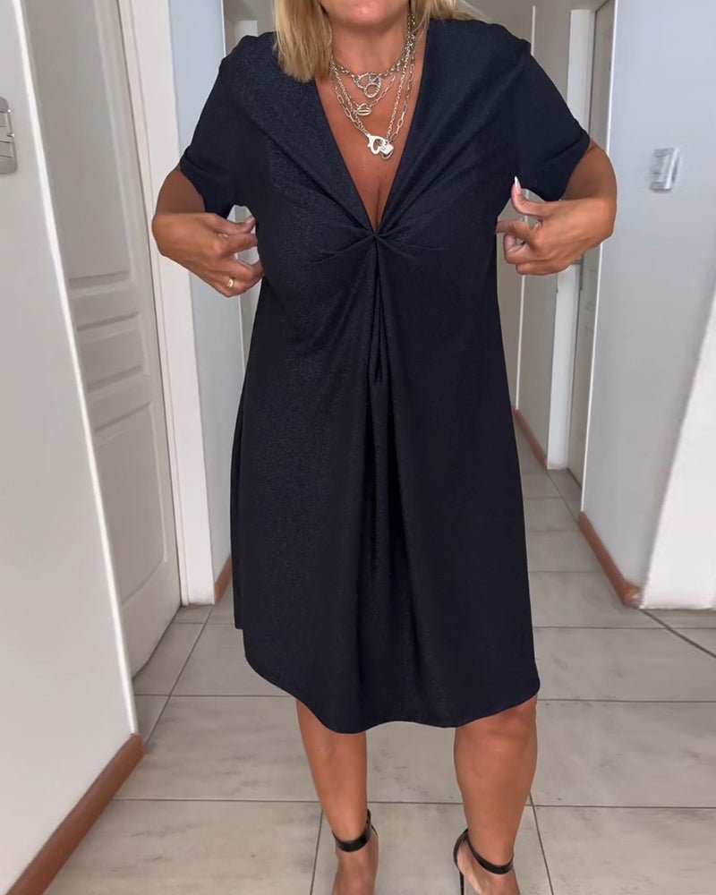 Robe à col en V torsadé et manches courtes