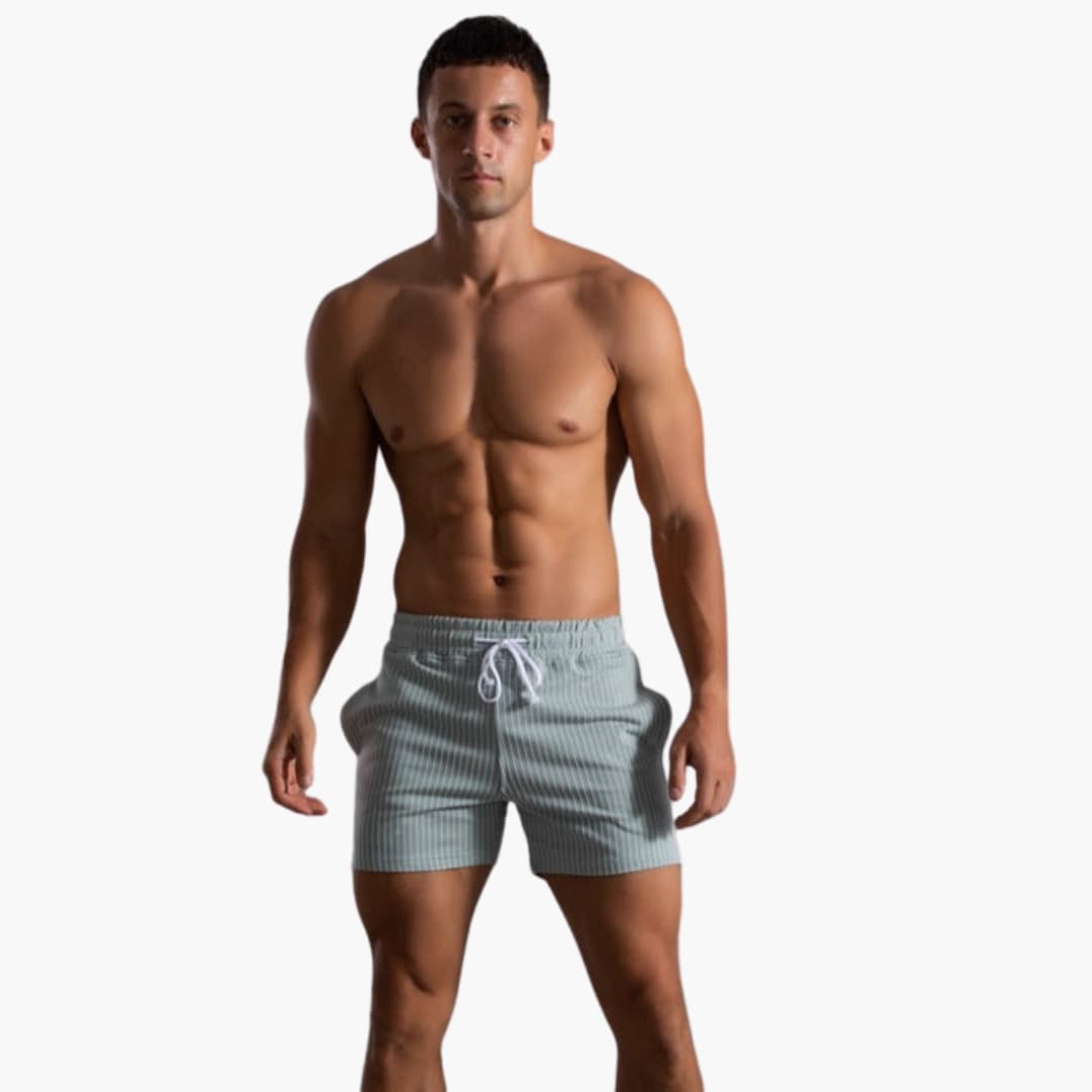 Short rayé à cordon coulissant - pour homme au style estival