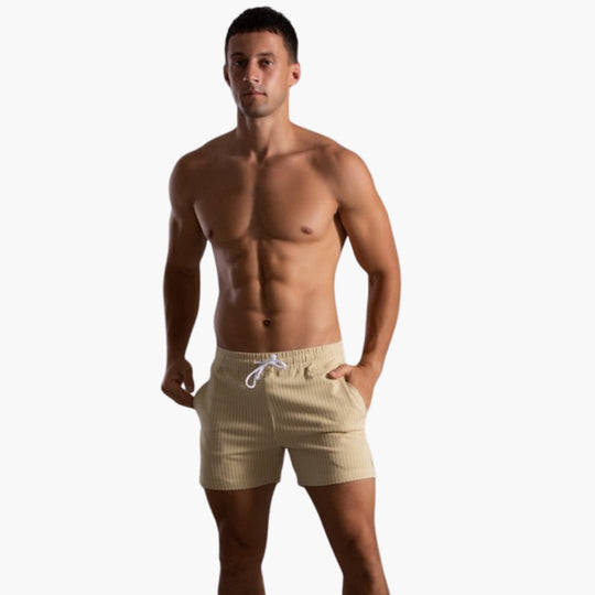 Short rayé à cordon coulissant - pour homme au style estival