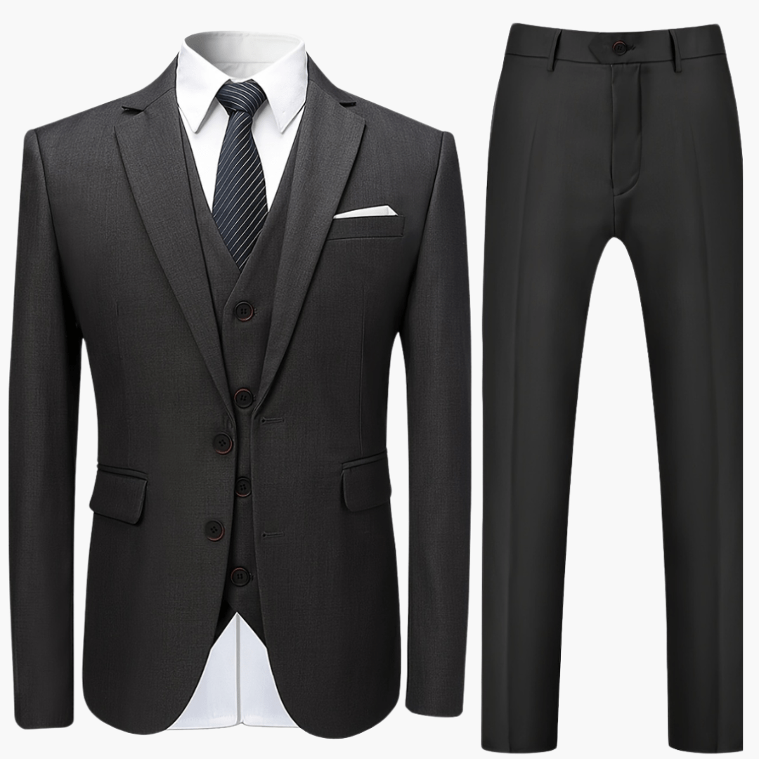 Costume de mariage à simple boutonnage : un look masculin élégant pour les invités 