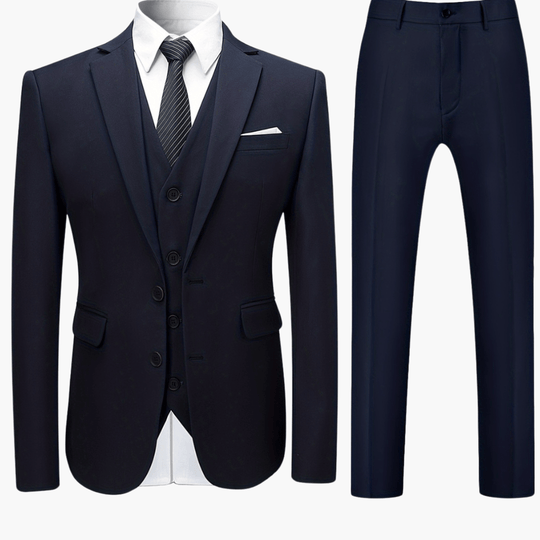 Costume de mariage à simple boutonnage : un look masculin élégant pour les invités 