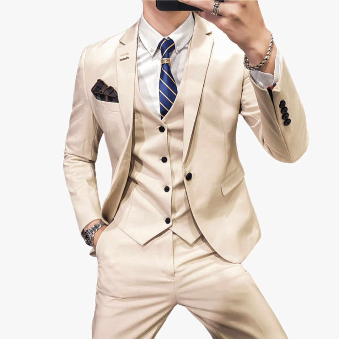 Costume classique 3 pièces - pour homme au style élégant