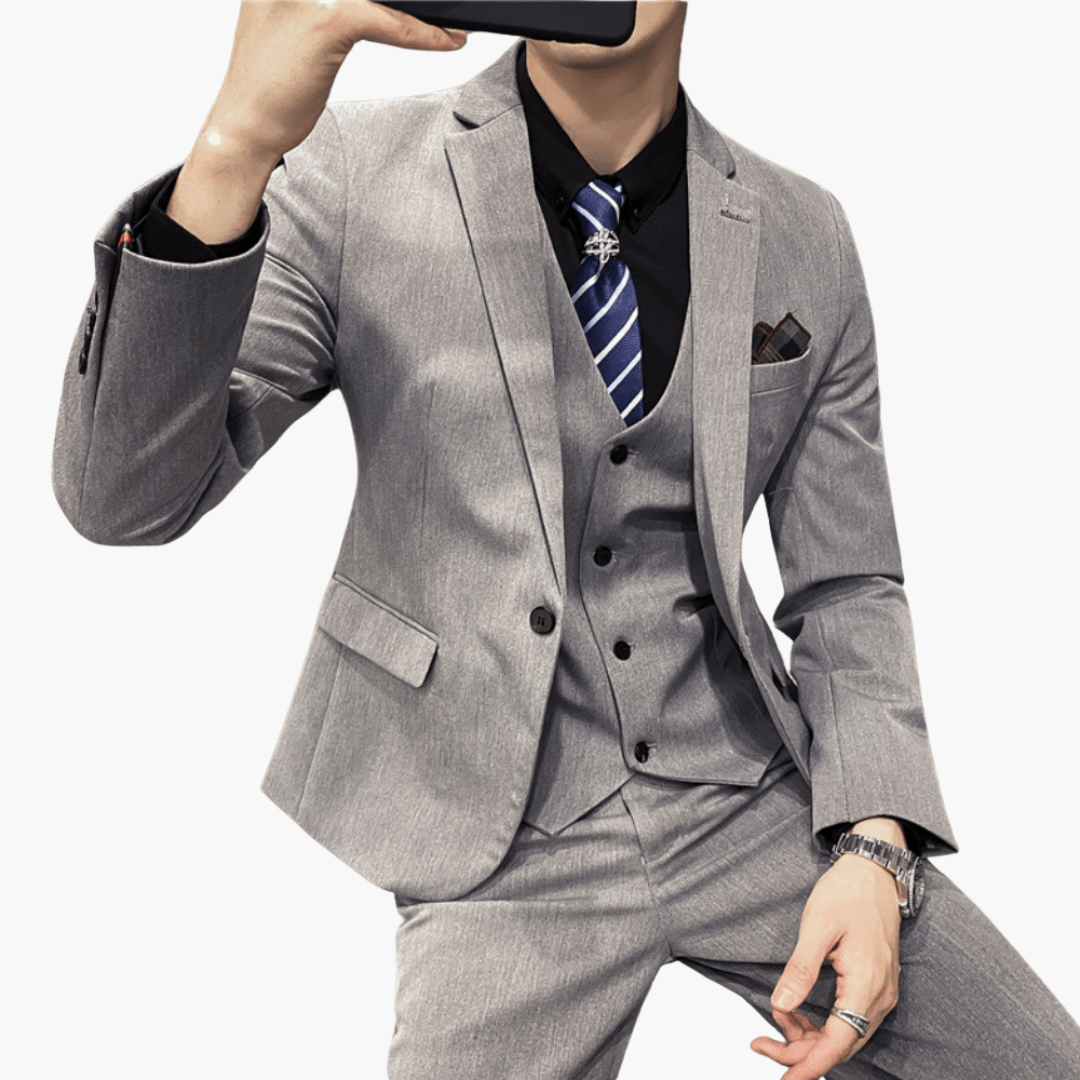 Costume classique 3 pièces - pour homme au style élégant