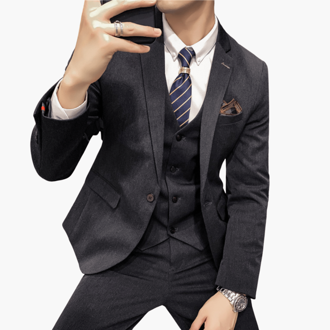 Costume classique 3 pièces - pour homme au style élégant
