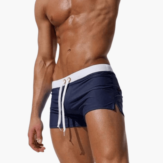 Maillot de bain court pour homme – coupe ajustée avec cordon de serrage 