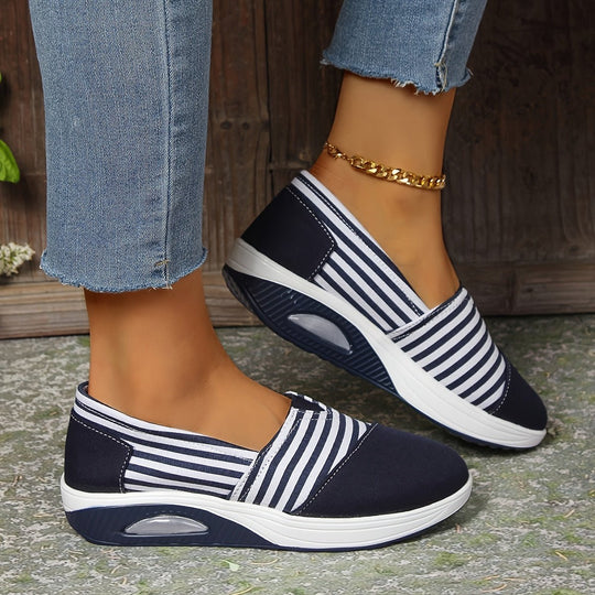 Millie I Baskets orthopédiques confortables à rayures