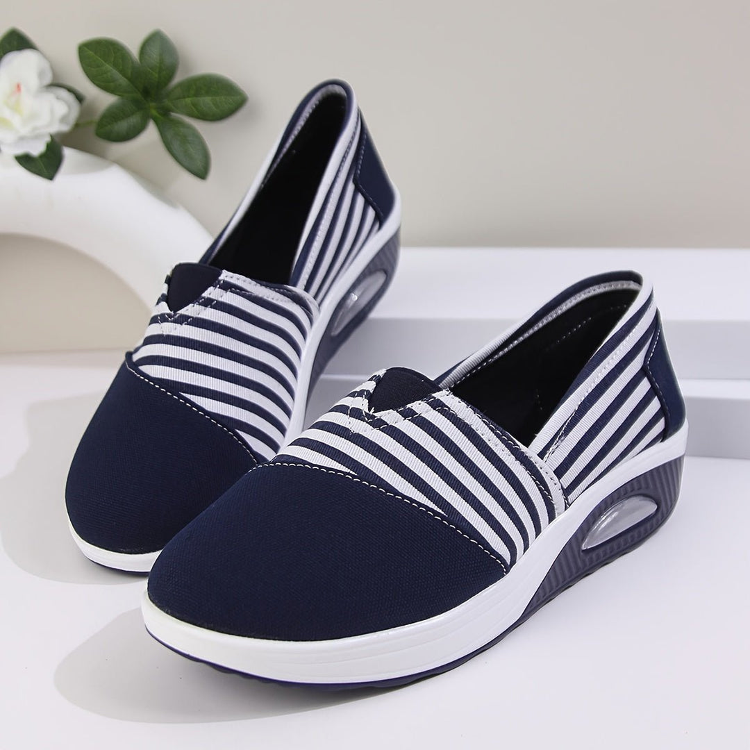 Millie I Baskets orthopédiques confortables à rayures